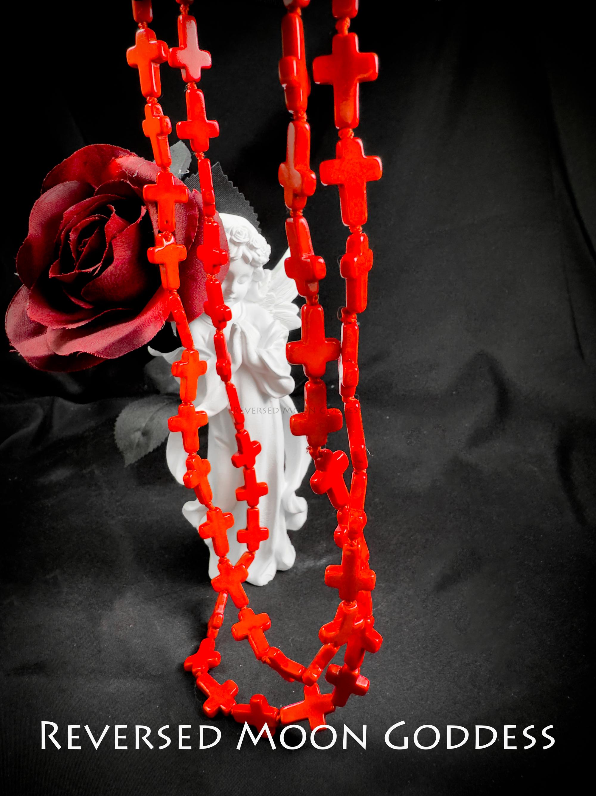 Howlite Gemstone Cross Necklace, Red Bead Strand, Layering Gothic Jewelry, Protective Talisman, Unisex Luck Charm, Y2K Spiritual Accessory