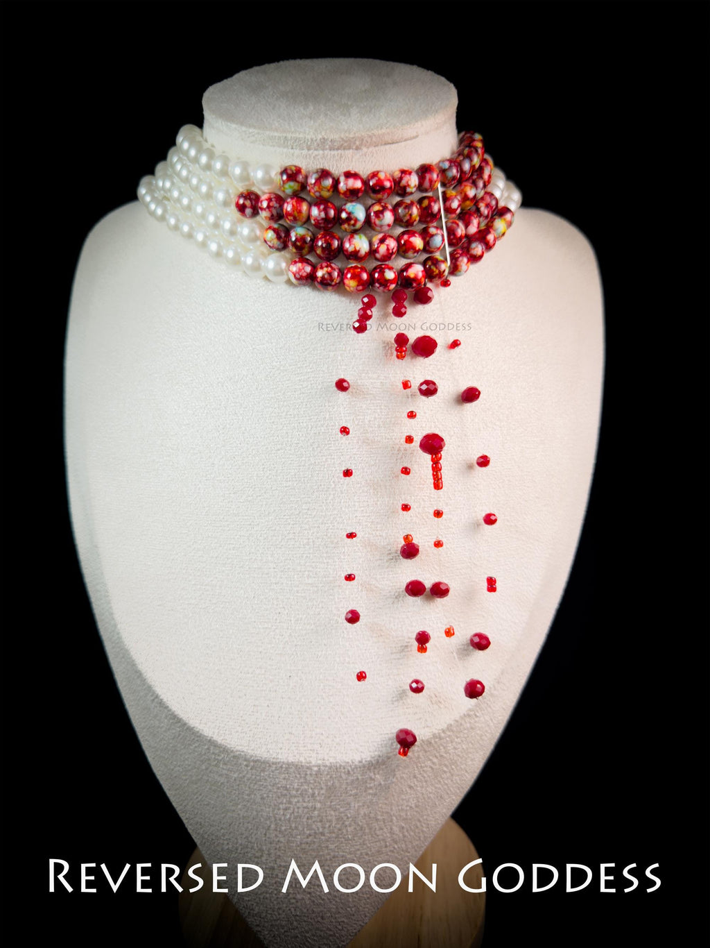Gothic Blood Pearl Necklace, Halloween Vampire Adornment, Multi-Layer Red Tassel Chains, Swinging Pearls, Innovative Spooky Accessories