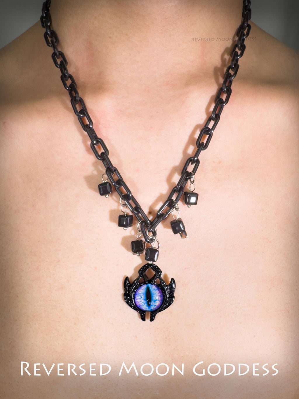 Evil Eye Necklace, Gothic Black Pendant, Vintage Chain Jewelry, Vampire Aesthetic Necklace, Adjustable Lucky Talisman, 2Yk, Hip Pop Necklace