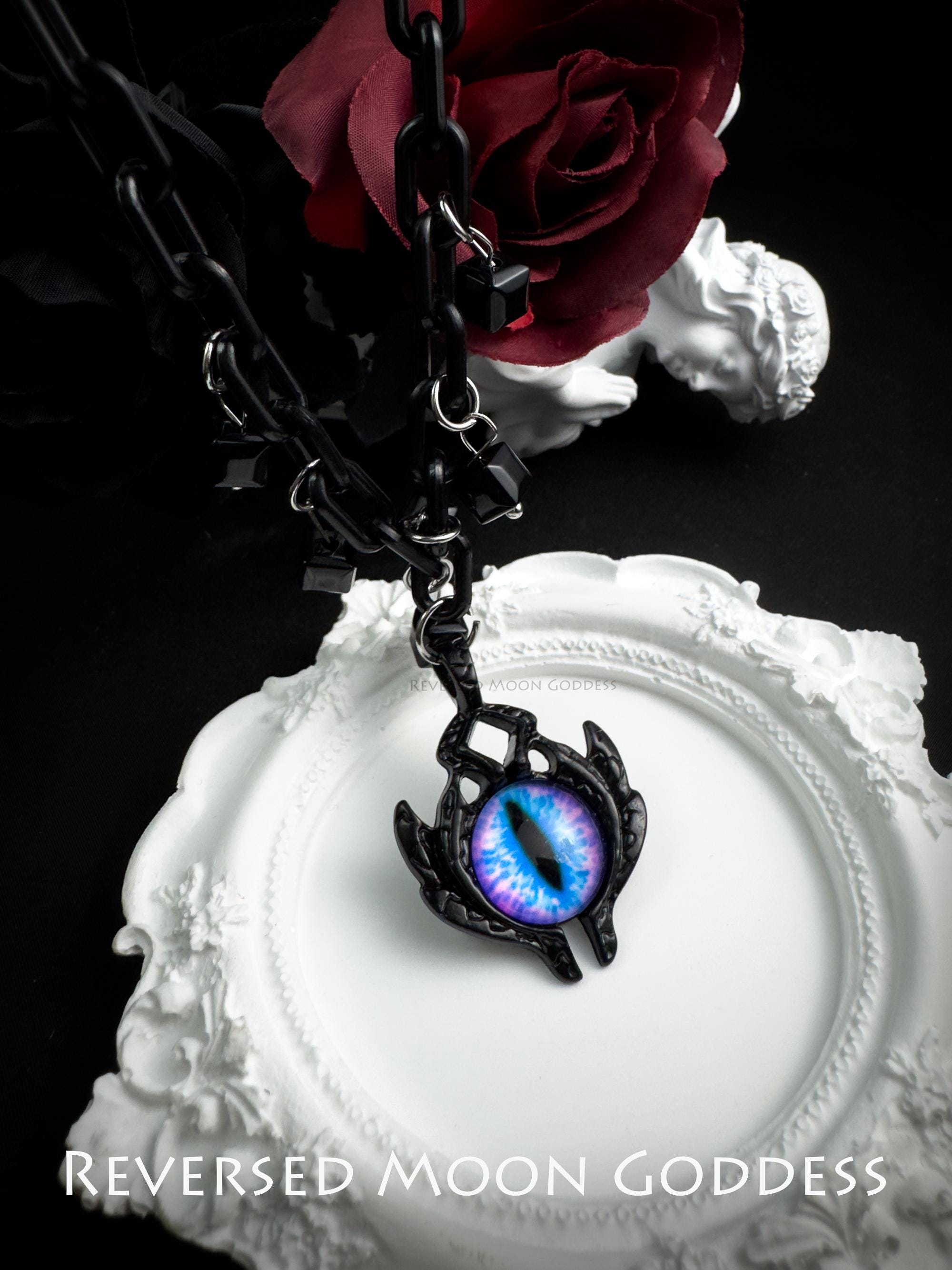 Evil Eye Necklace, Gothic Black Pendant, Vintage Chain Jewelry, Vampire Aesthetic Necklace, Adjustable Lucky Talisman, 2Yk, Hip Pop Necklace