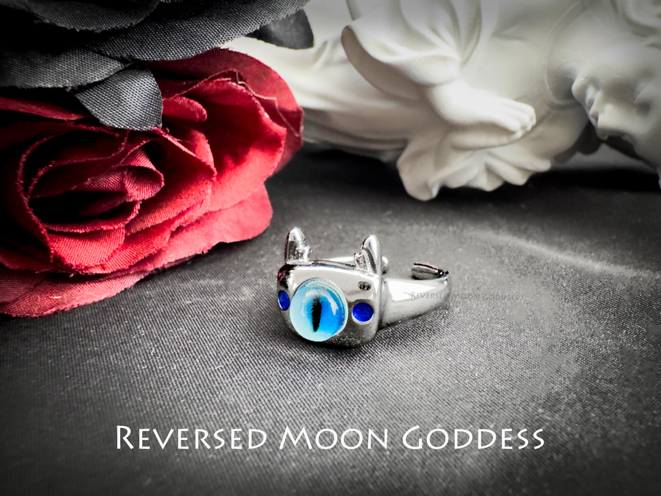 Blue Crystal Magic Eye Ring Set: Titanium Steel Stackable Rings