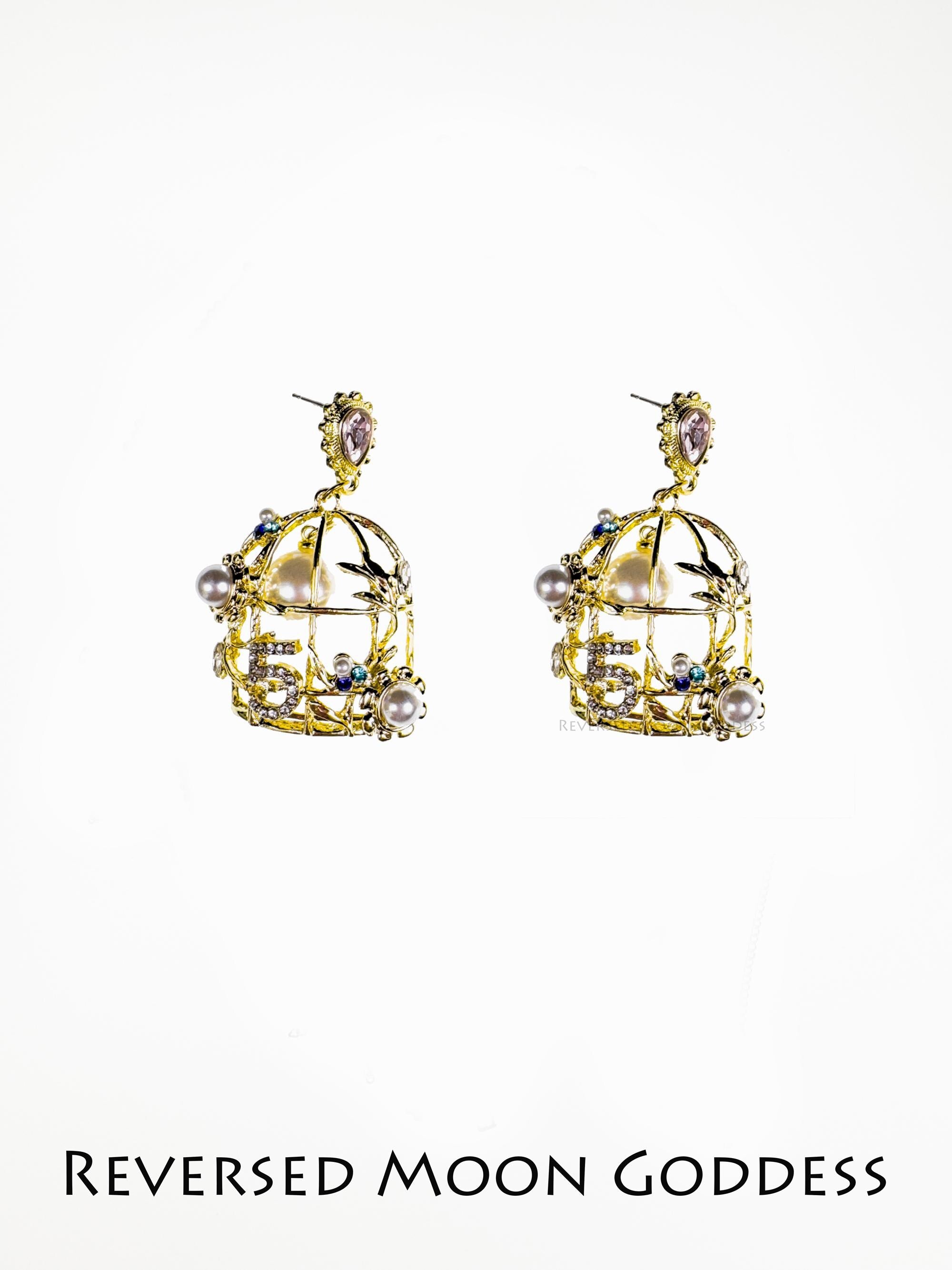 Vintage Gold Birdcage Earrings, Luxury Crystal Pearl Studs, Elegant Jewelry for Women, Unique Cage Design, Gift for Her, Statement Earrings