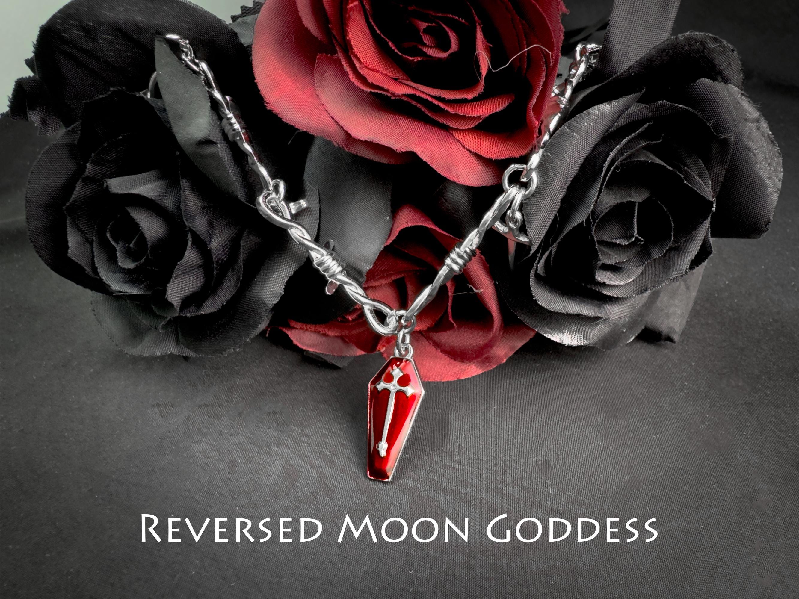 Gothic Coffin Cross Necklace with Broken Sword Pendant, Red Enamel Jewelry, Vintage Unisex Adjustable Gothic Necklace for Halloween & Gifts